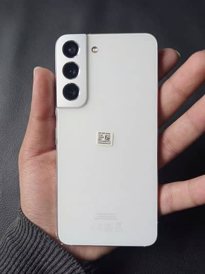 Samsung Galaxy S22 (Phantom White) With Box and accessories