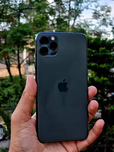 Apple Iphone 11 PRO MAX (64) (Exellent Condition (Sale  & Exchanged)