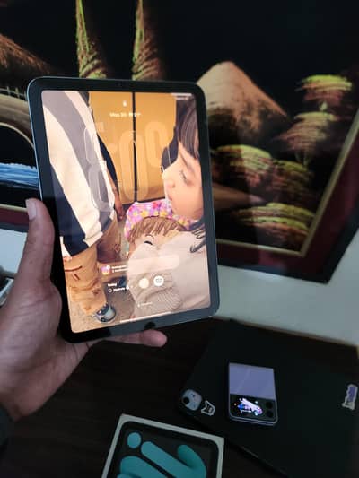 Apple iPad Mini 6 th Generation with Box