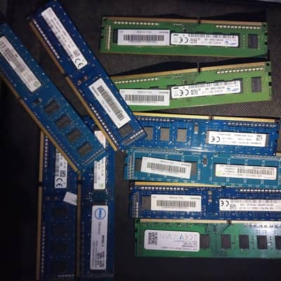 4GB×11=44GB RAM, DDR3