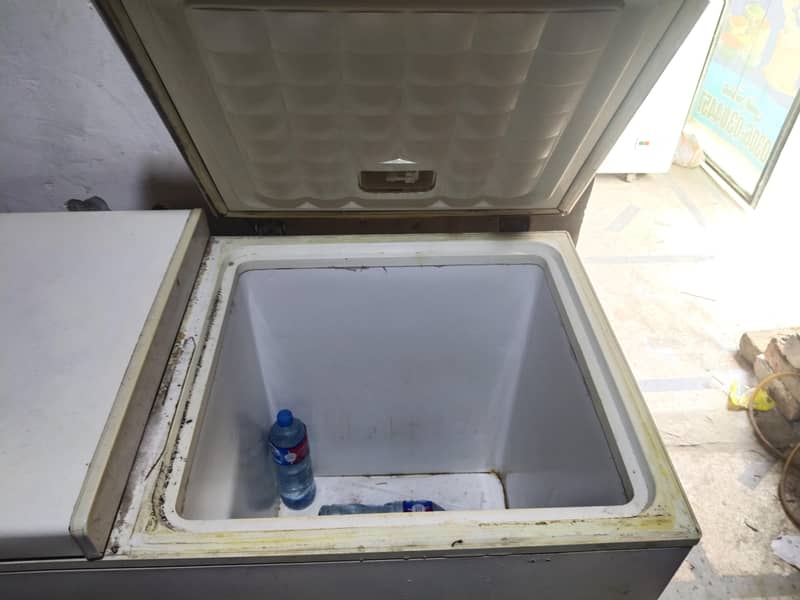 waves deep freezer 3