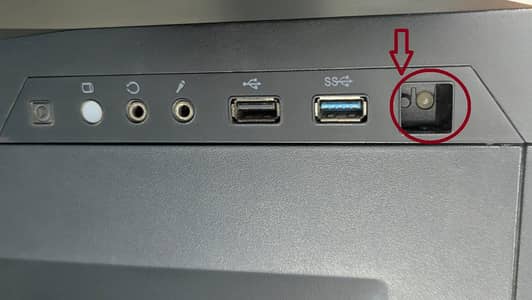 gaming PC market se boht sasta wo b Corsair bary size ki case sath