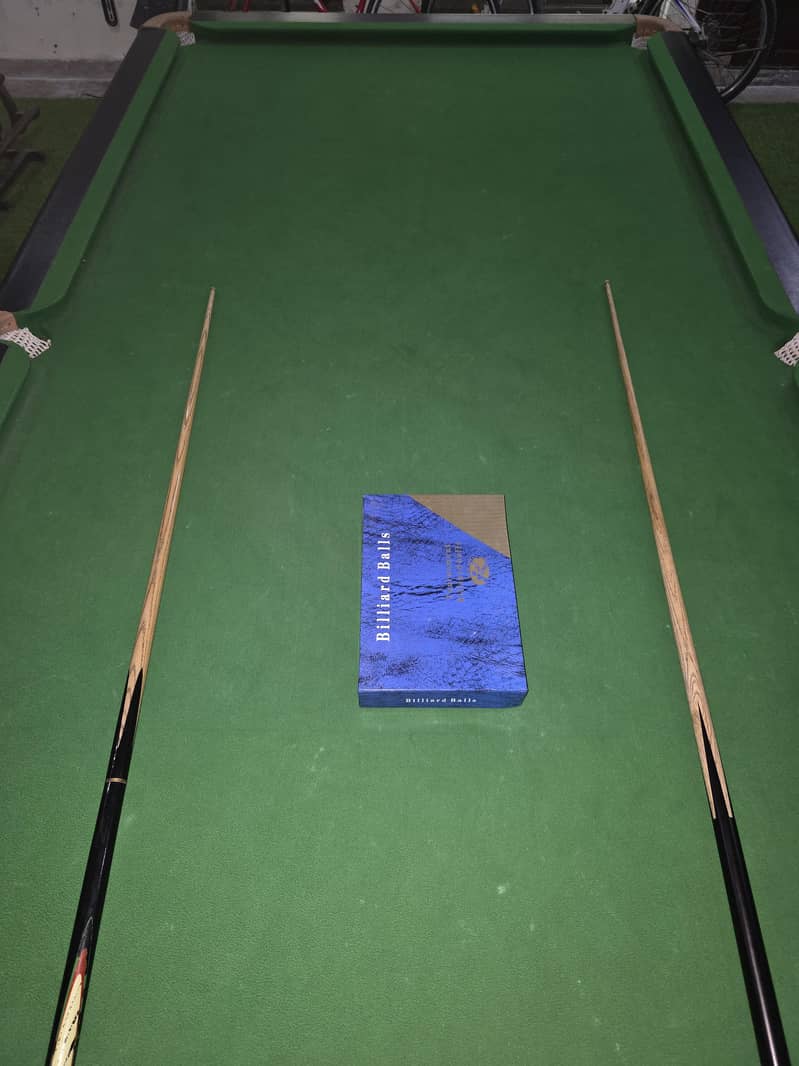 Snooker Table 8