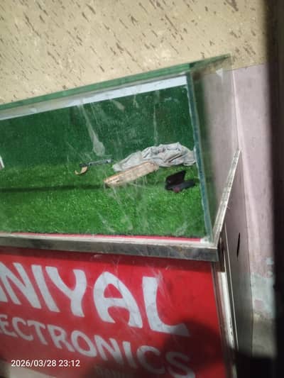 2 mobile phones counters for sale