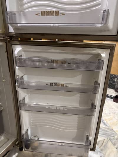 Dawlance Refrigerator