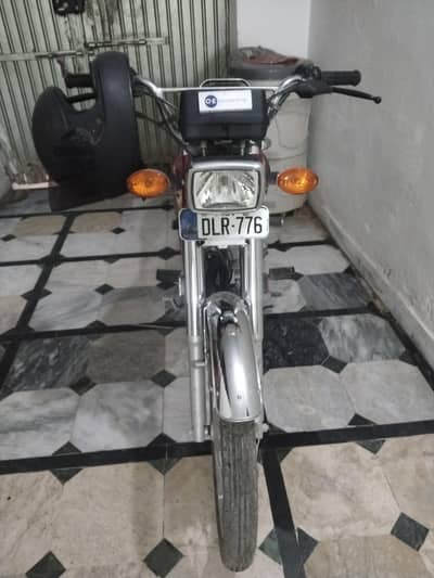 10/10 condition Engine ok  Model 2026 Islamabad registration