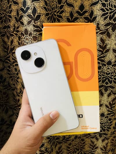 Tecno Go1 4+4/64 with complete saman