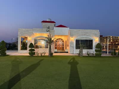 8 kanal farm house available for in badian road