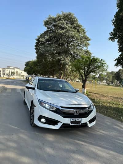 Honda Civic 2018 Red Meter