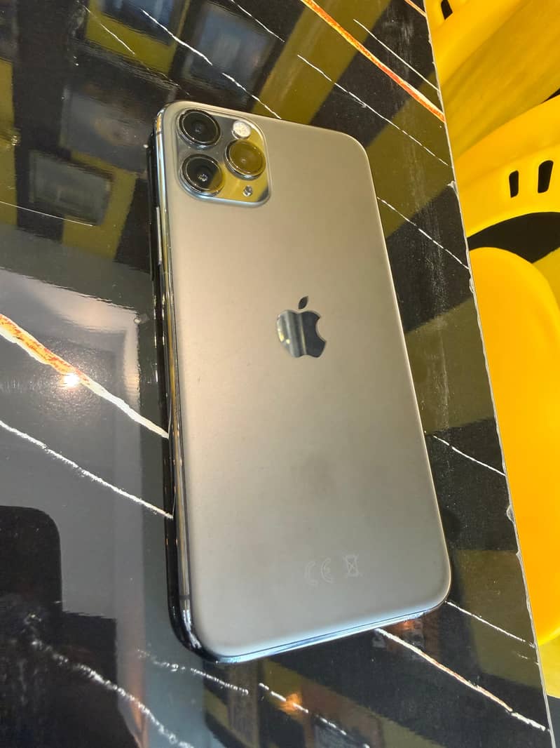 iPhone 11 Pro 0