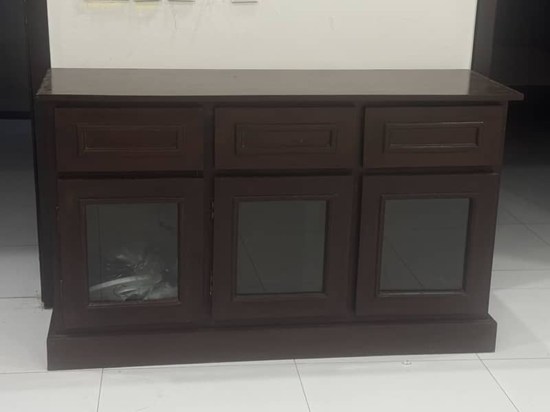 Solid wood cupboards 0