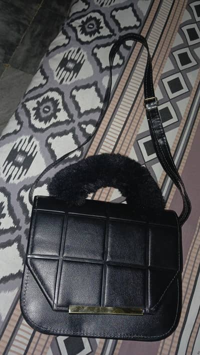 Black Handbag / Shoulderbag