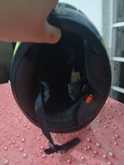 WLT 107 46 HELMET Dot approved  lush condition 10/8