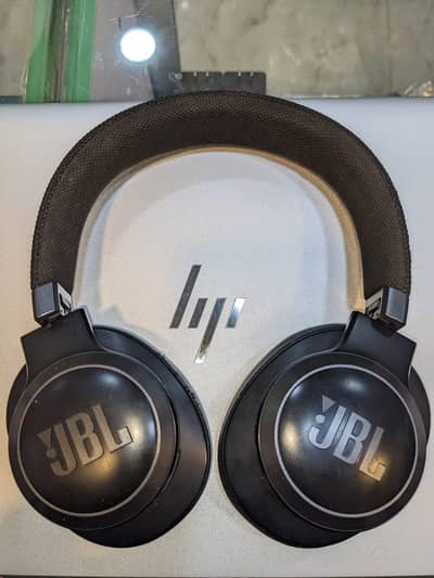 JBL Live 660 NC