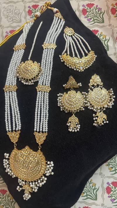 kundan set