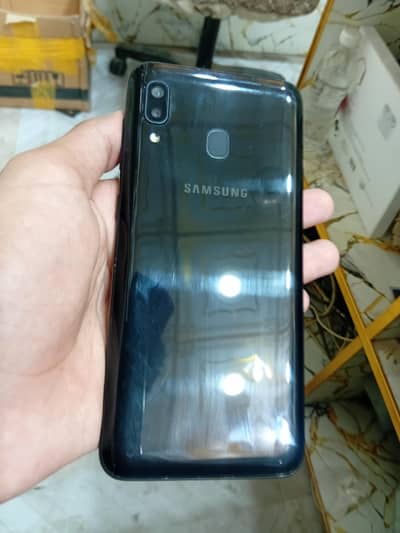 Samsung a20 pta approved with box