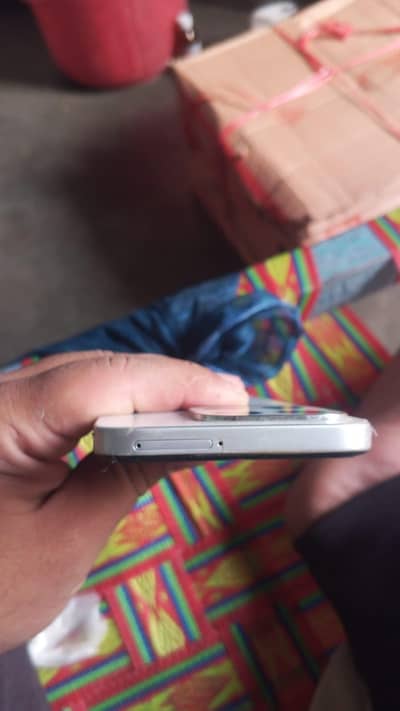 honer x6c 6+6/128 with box charger