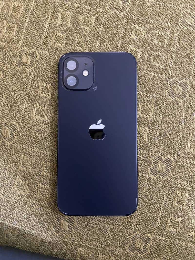 Apple iPhone 12 0