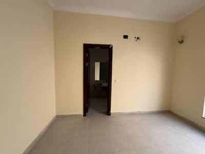 200 Sq Yd Corner Villa With Huge Greenbelt At Prime Full-Height Location In Precinct-10A, Bahria Town Karachi 3 Bedrooms, Drawing, Dining, Modern Kitchen &Amp; TV Lounge, With Park, Mosque, Gallery &Amp; Commercial Nearby Just 5 Min Drive From Main Gate.