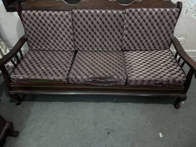 Wooden sofa set 5 seater for sale