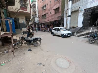 Affordable Flat For sale In Upper Gizri