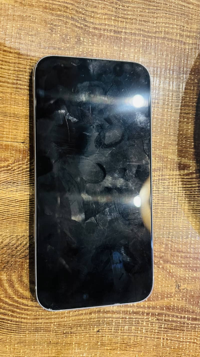 Apple iPhone 15 plus 1