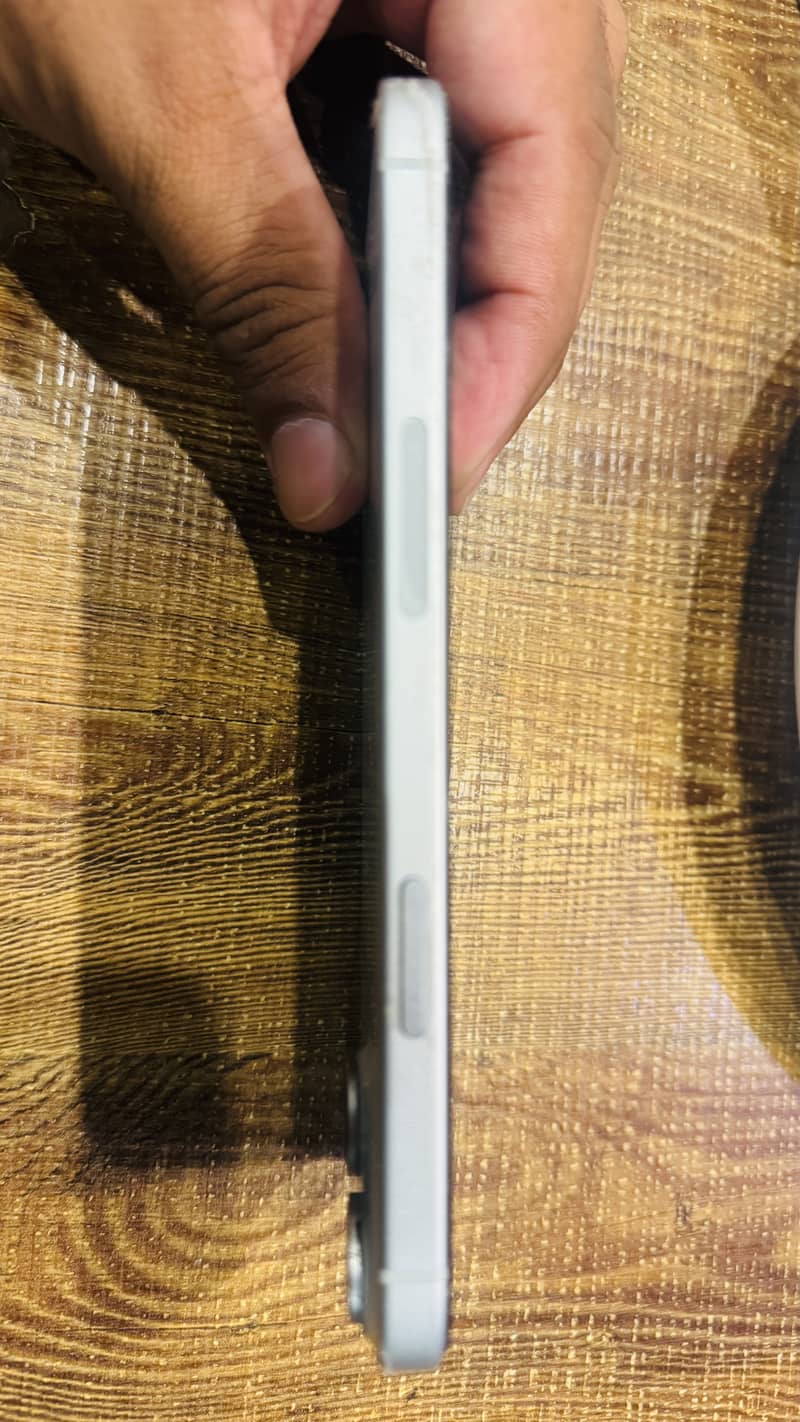 Apple iPhone 15 plus 2