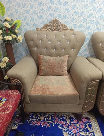 URGENT SALE – Luxury Sofa Set (5 Seater) – LIKE NEW