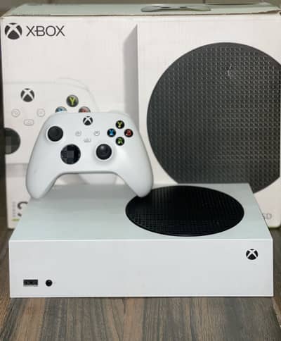 Xbox series S with Games installed