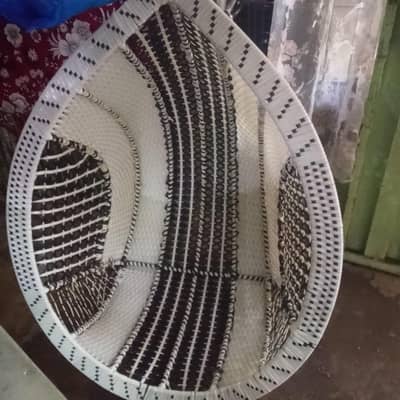 jhoola . Garden Wala jhoola . decorations Wala jhoola .