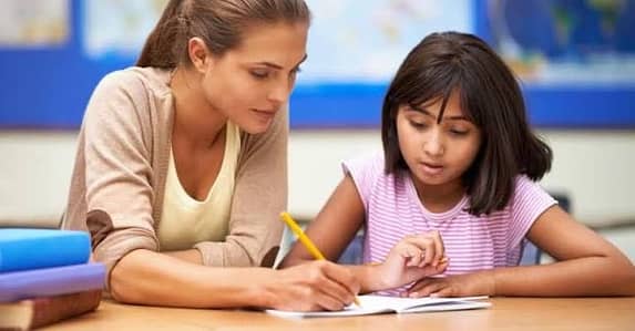 NEED FEMALE TUTOR FOR 4th class Student