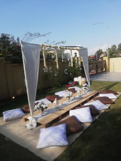 birthday party decorations