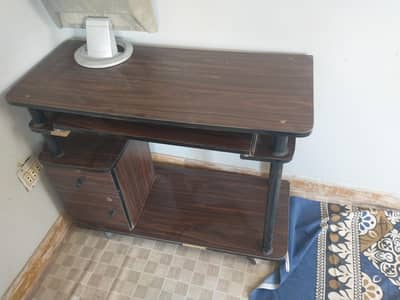 computer table