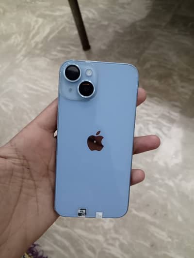 Iphone 14 10/10 condition water pack