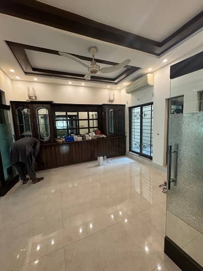 1 Kanal House For Rent Like A New