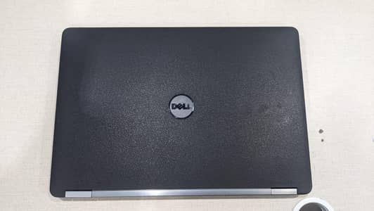Dell latitude E5470 i5 6th generation 16gp ram 256 ssd