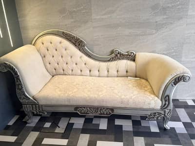 Brand New Dewan Premium color, Solid Wood