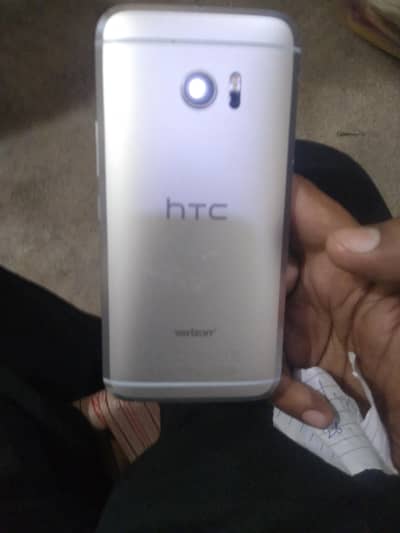 HTC 10 hai