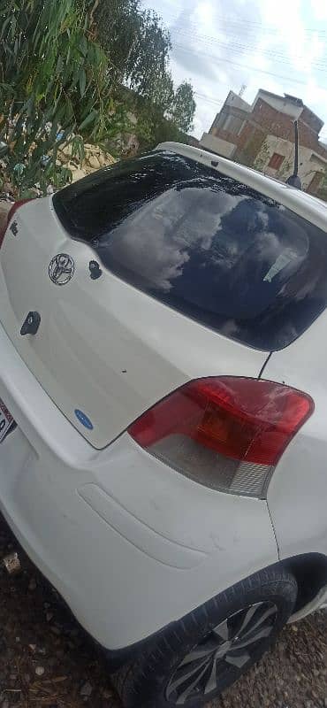 Toyota Vitz 2010