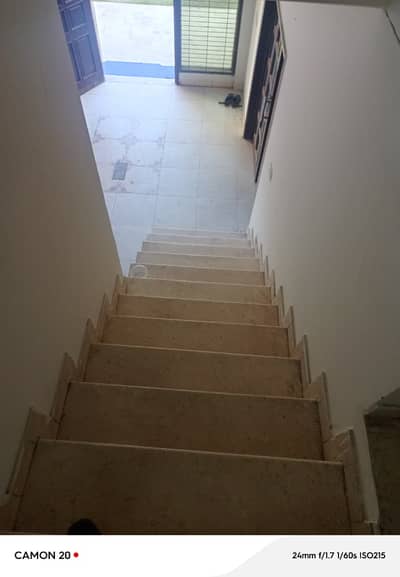 1 kanal double story house available for rent in model town lahore