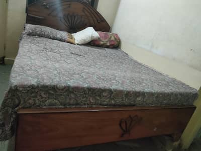 king side bed