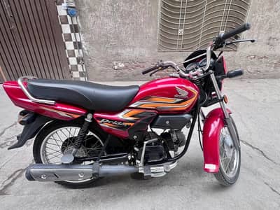 Honda Pridor 100cc 2024 Model Red Colour 15778 KM Driven 1st Owner