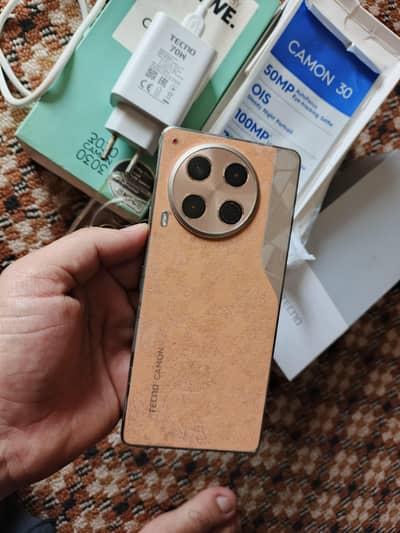 Tecno camon 30 full packing