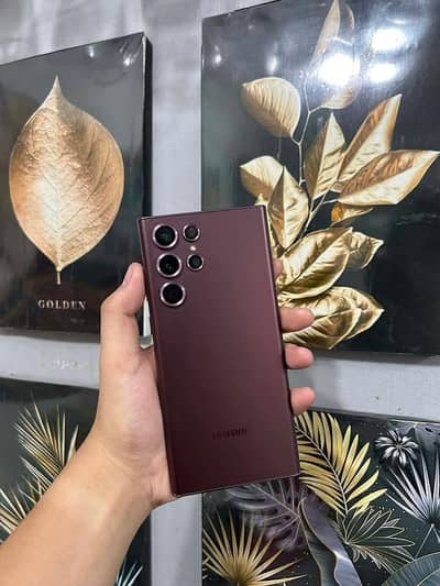 2 lakh ka hy mobile or original charger hy nic ki copy dunga