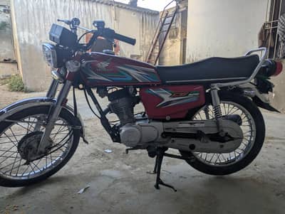 Honda CG 125 | Model 2023 | Karachi registration | Call 0348-2783553