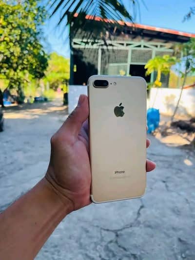 iphone 7 plus 128 GB  no open no repair PTA approved all ok