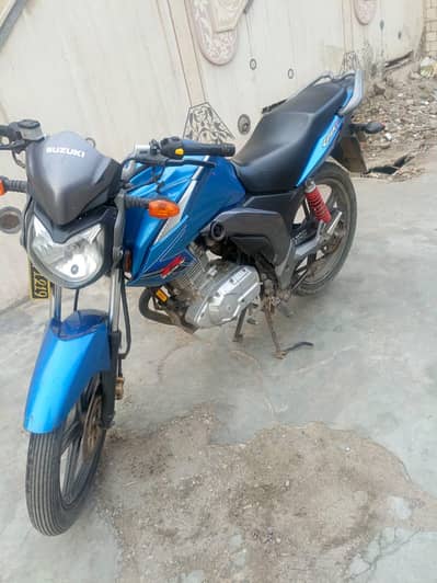 Suzuki GS125 model 2022 Good condition Home Use