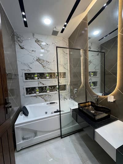 10 Marla Brand New Upper Portion Sapret Entrance with Gas Available For Rent In