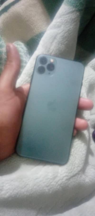 iphone 11 proax non pata 46GB battery 92 good phone face I,d ok haii
