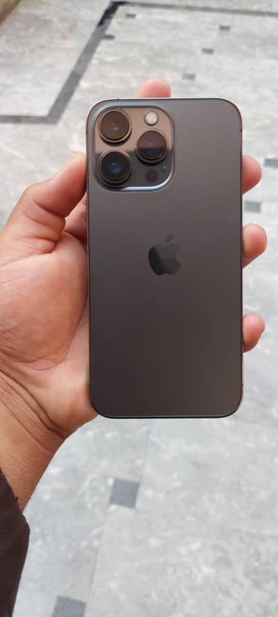 iphone 13 pro  exchange possible 03080274445